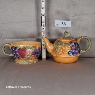 a56- vintage Gibson Everyday "Fruit Garden" tea set