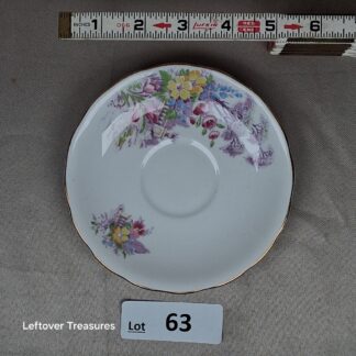 a63- vintage Colclough "English Garden" floral teacup saucer