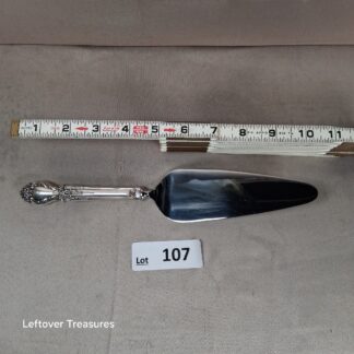 a107- vintage sterling silver handle stainless blade pie cutter