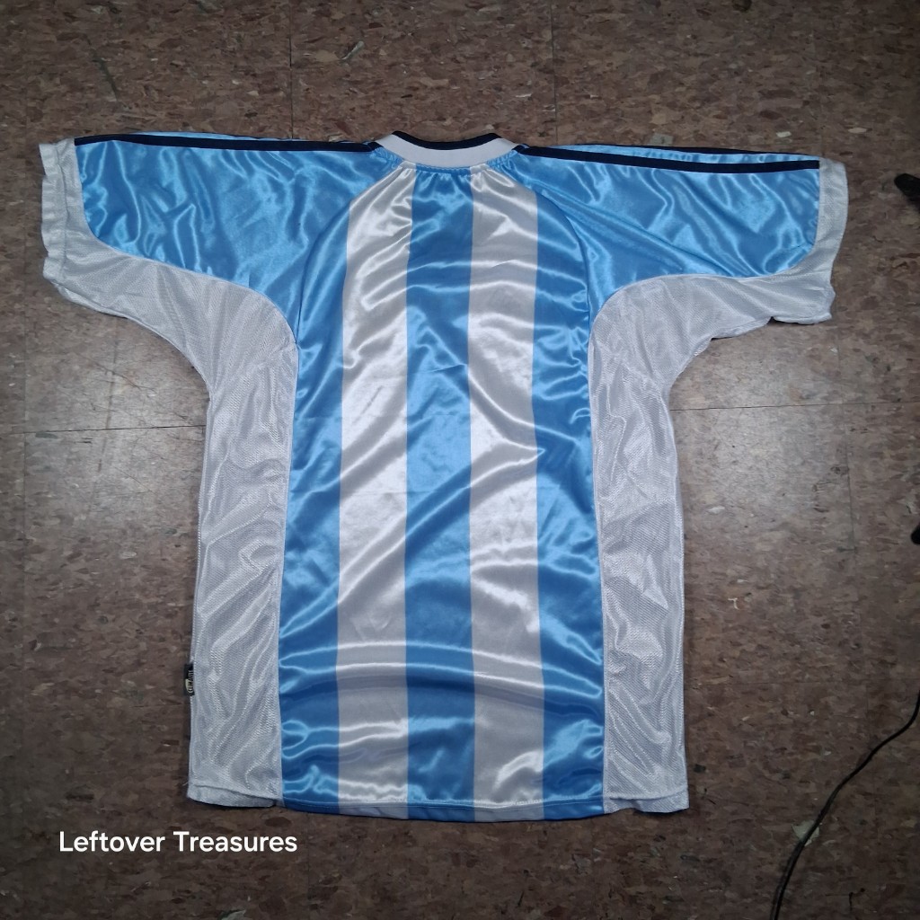 a126- vintage Adidas Argentina home jersey x-large - Image 3