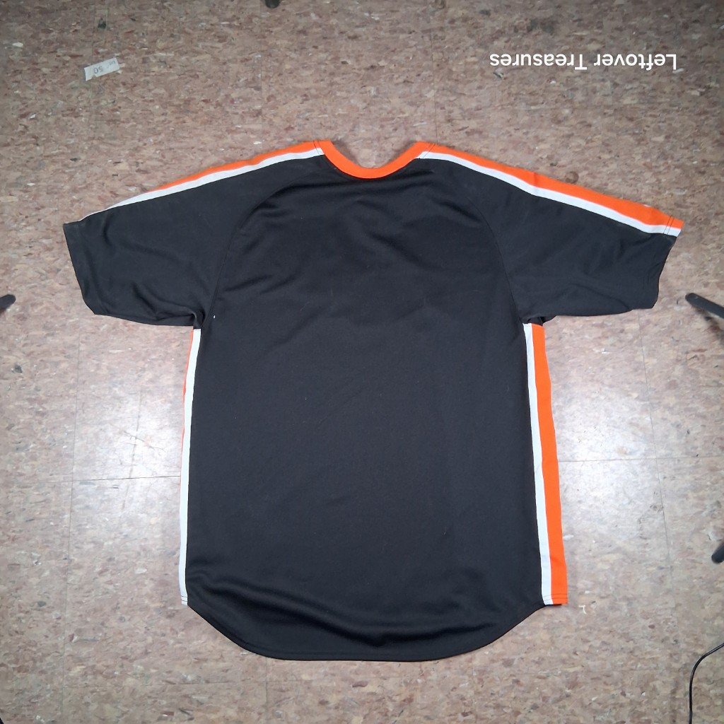 a127- vintage true fan san fransico giants team shirt large - Image 3