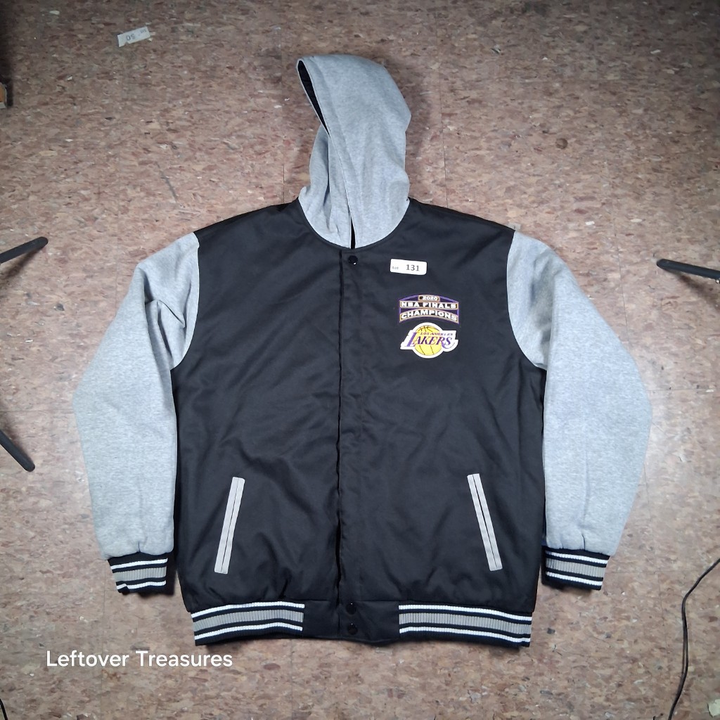 a131- Los Angeles Lakers JH Design reversible poly-twill hooded jacket
