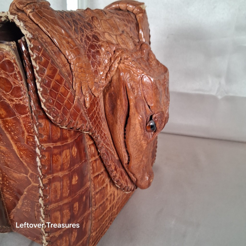 a137- vintage taxidermy-style alligator head handbag - Image 3