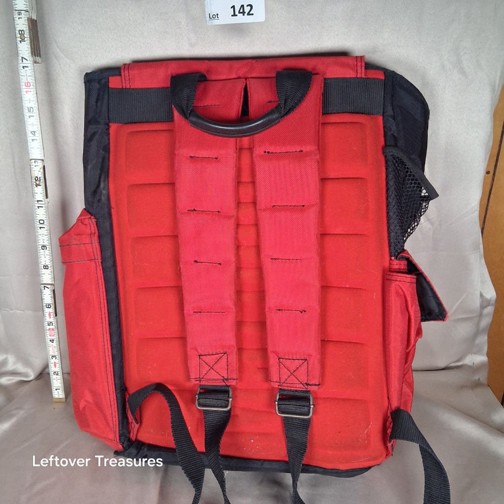 a142- vintage red and black Marlboro Adventure Team backpack - Image 2