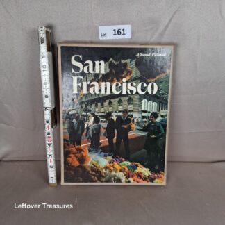 a161- vintage 1969 "San Francisco: A Sunset Pictorial" hardcover book