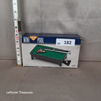 a182- vintage SWANK "MINI POOL" tabletop game