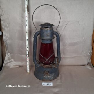 a185- vintage Dietz kerosene lantern