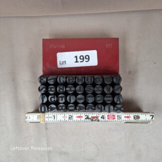 a199- 36-piece Pittsburgh steel stamping set
