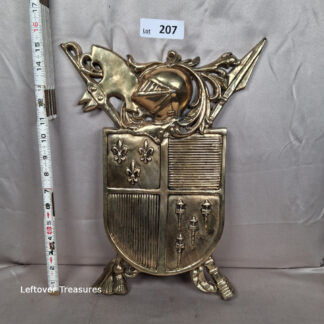 a207- vintage 1950s Bexton cast metal wall hanging