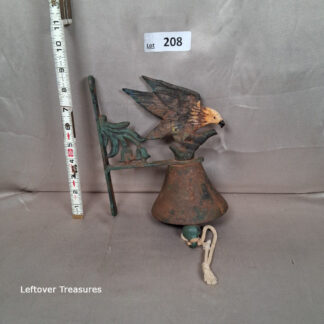 a208- eagle vintage-style cast iron wall-mounted dinner bell