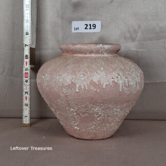 a219- art deco textured coral pink flower pot