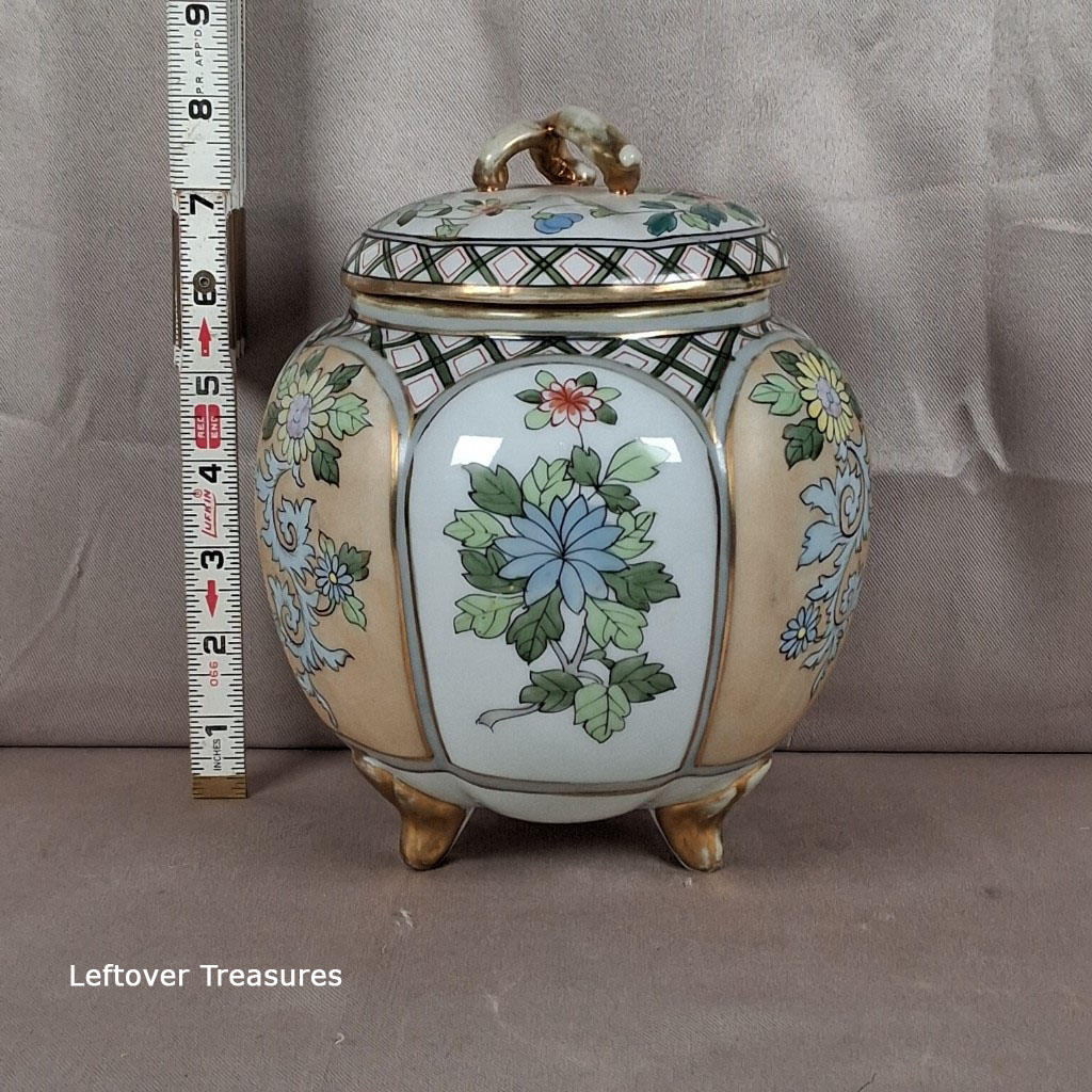 a227- vintage Chinese porcelain ginger jar - Image 2