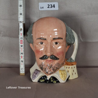 a234- Royal Doulton Toby Jug "William Shakespeare"