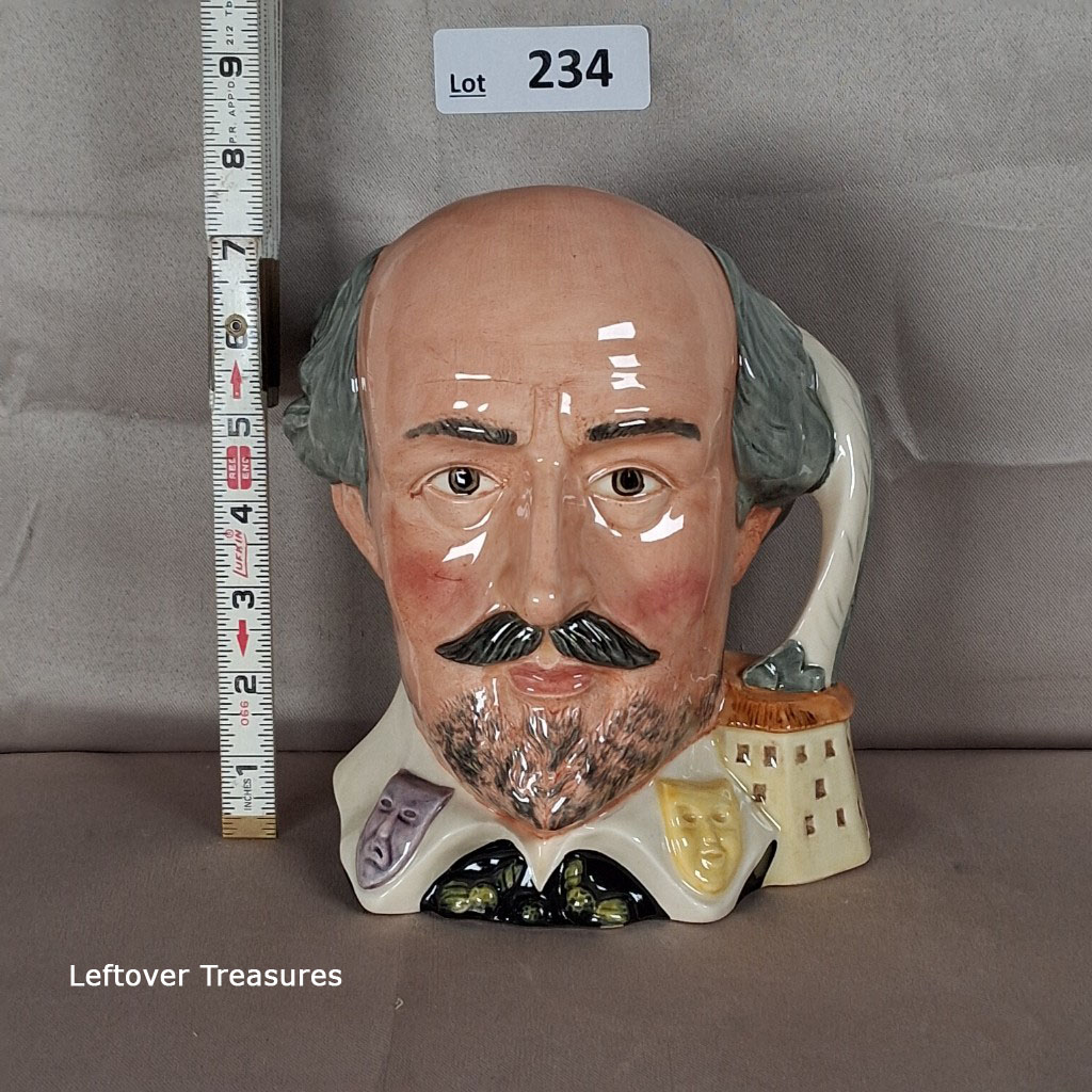 a234- Royal Doulton Toby Jug "William Shakespeare"