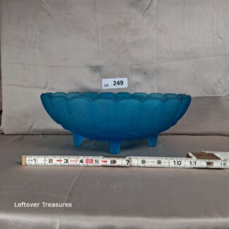 a249- vintage Indiana Glass fruit bowl