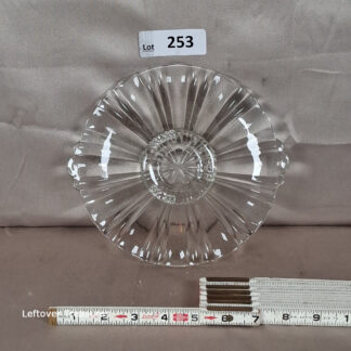 a253- vintage Anchor Hocking "Old Cafe" clear depression glass dish