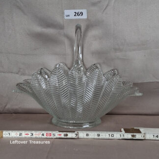 a269- L.E. Smith glass basket