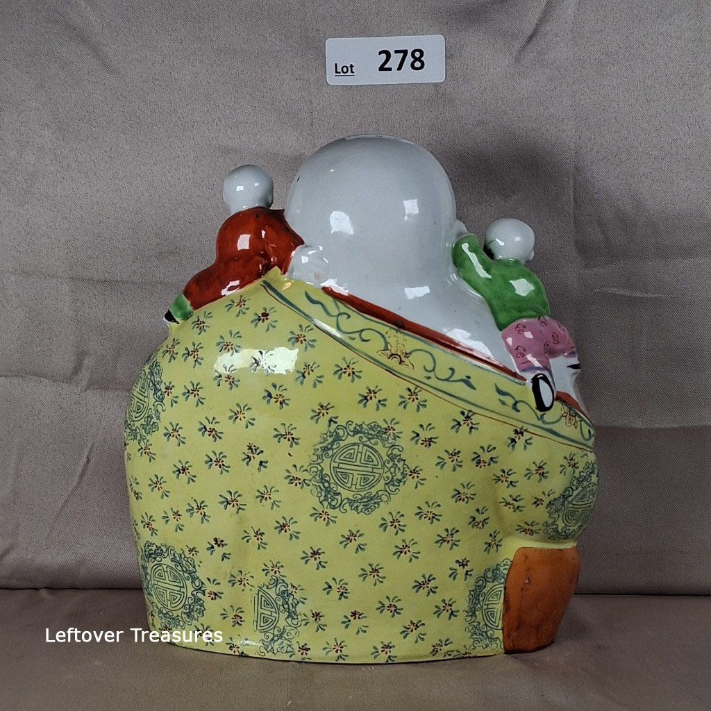 a278- vintage Chinese Famille Rose porcelain statue - Image 2