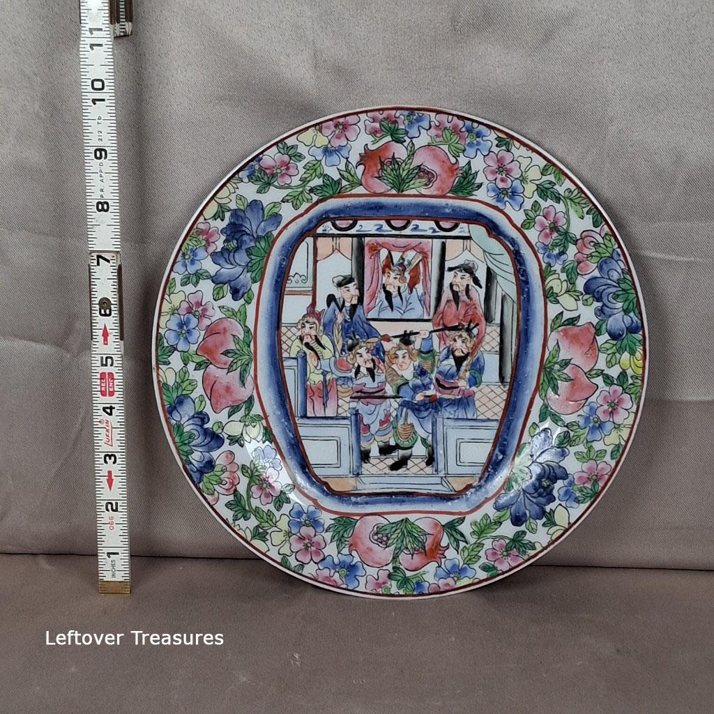 a284- Famille Rose porcelain plates x7 - Image 2