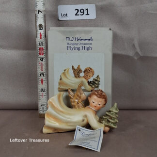 a291- vintage 1988 Goebel M.I. Hummel "Flying High" hanging angel ornament, first edition