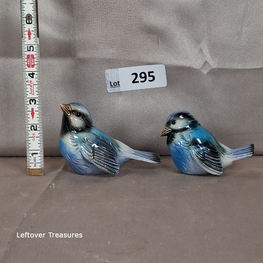 a295- blue vintage Goebel porcelain bird figurines