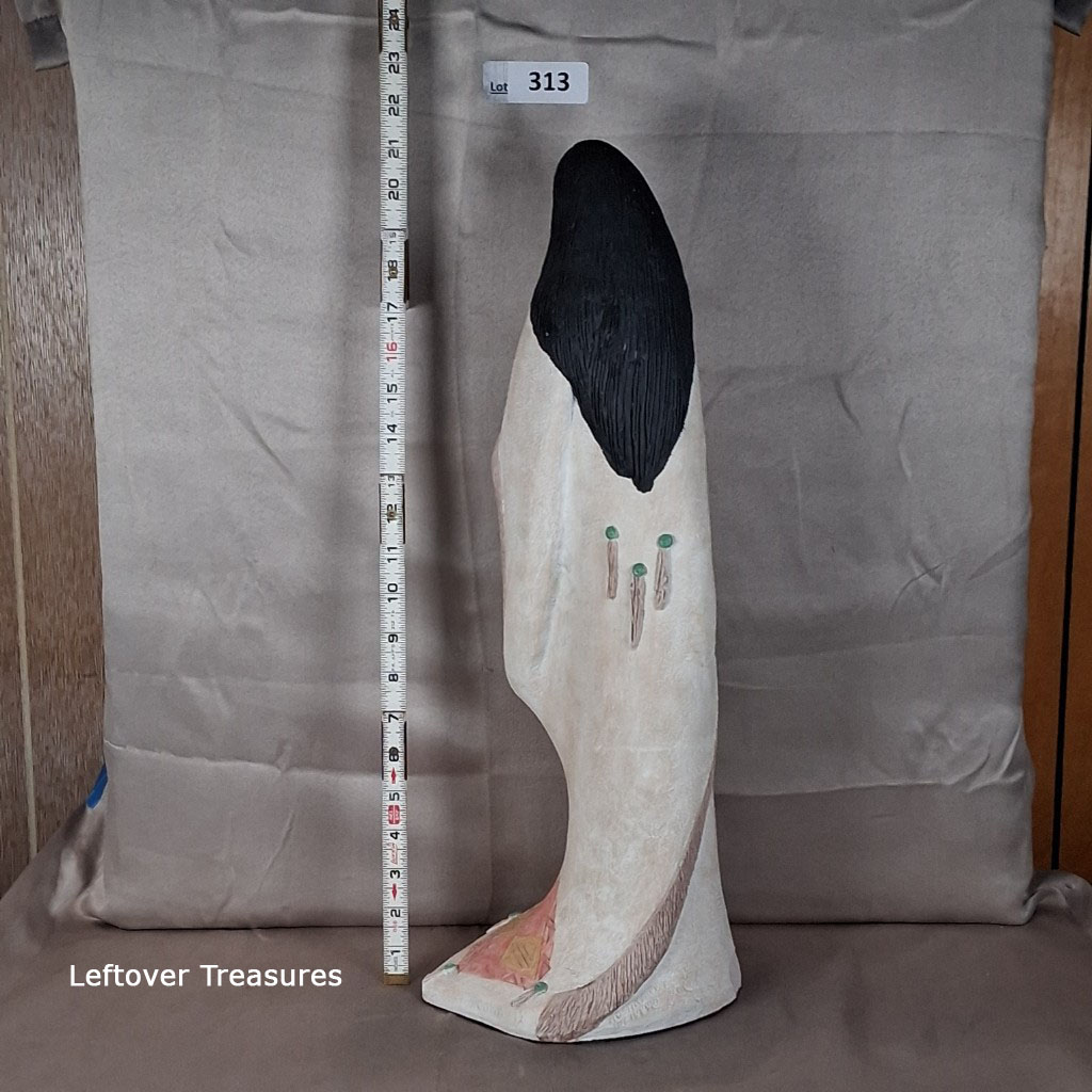 a313- vintage Austin Productions Acoma series statue "The Gatherer" - Image 2