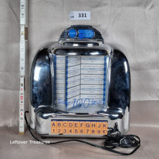 a331- Crosley CR10 Select-O-Matic reproduction tabletop jukebox radio