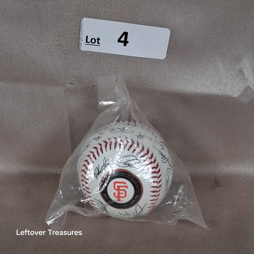 c4- San Francisco Giants 2001 Collectors Series Signature Baseball