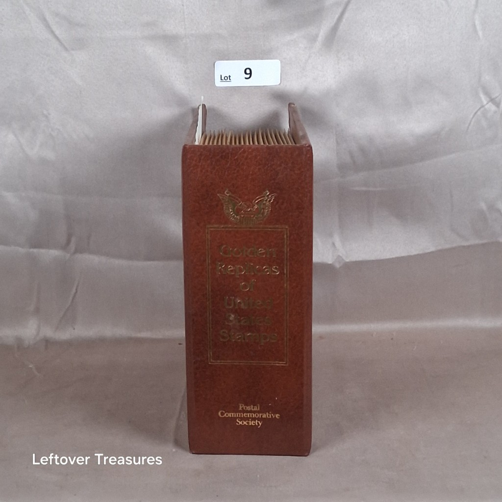c9- Golden Replicas of United States Stamps 22Kt Gold Proof Collection Binder - Image 2