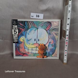 c16- Jim Davis The Fifth Garfield Treasury Ballantine Comic Strip Collection Book