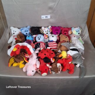 c26- Large Group of 21 Ty Beanie Babies Bears and Animals Mixed
