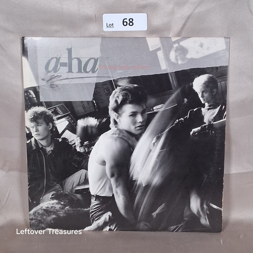 c68- a-ha Hunting High and Low LP