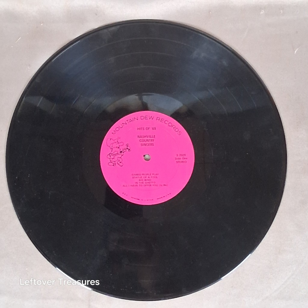 c71- Nashville Country Singers Hits of 69 Volume II LP Stereo - Image 2