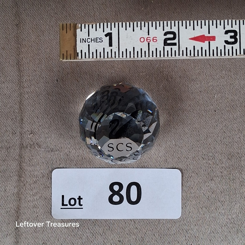 c80- Swarovski SCS Annual Edition Crystal Paperweight Swan Logo