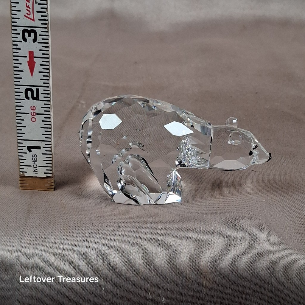 c88- Swarovski Crystal Cut Bear Figurine - Image 2