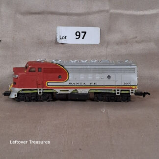 c97-  Bachmann HO scale Santa Fe F7-A diesel locomotive powered engine