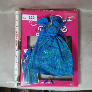 c122- Vintage 1984 Barbie Oscar de la Renta Collector Series V Blue Gown Outfit #9259