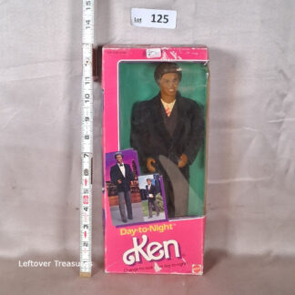 c125- Vintage 1984 Day-to-Night African American Ken Doll NIB