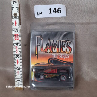 c146- Flames The Series Black Convertible Hot Rod Yellow Flames Red Interior 1:64 NIP