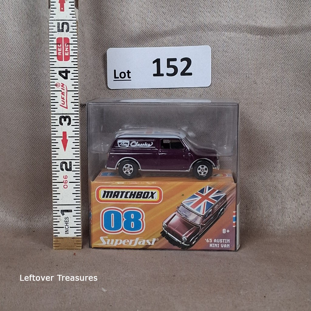 c152- Matchbox Superfast 08 '65 Austin Mini Van Purple Union Jack Roof Acrylic Box NIB