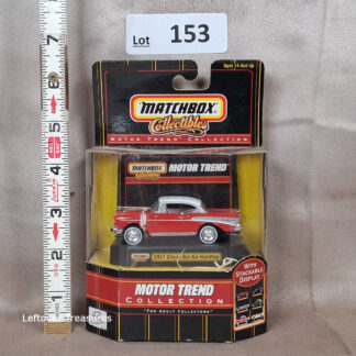 c153- Matchbox Collectibles Motor Trend 1957 Chevy Bel Air Hardtop Red/White Display NIB