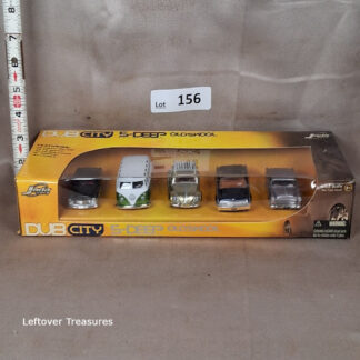 c156- Jada Dub City 5-Deep Old Skool Set VW Bus Beetle Chevy Bel Air Mercury 1:64 NIB