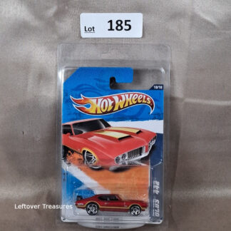 c185- Hot Wheels Olds 442 Red Gold Stripes RARE WHEEL ERROR Variant NIP