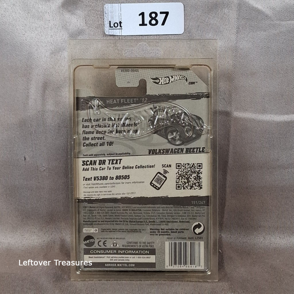 c187- Hot Wheels Heat Fleet Volkswagen Beetle Drag Bug Black Flames 1:64 NIP - Image 2