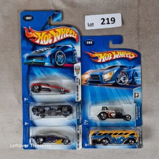 c219- Hot Wheels 2004 Collector Lot x5 Brutalistic Shredded S'Cool Bus Altered State NIP