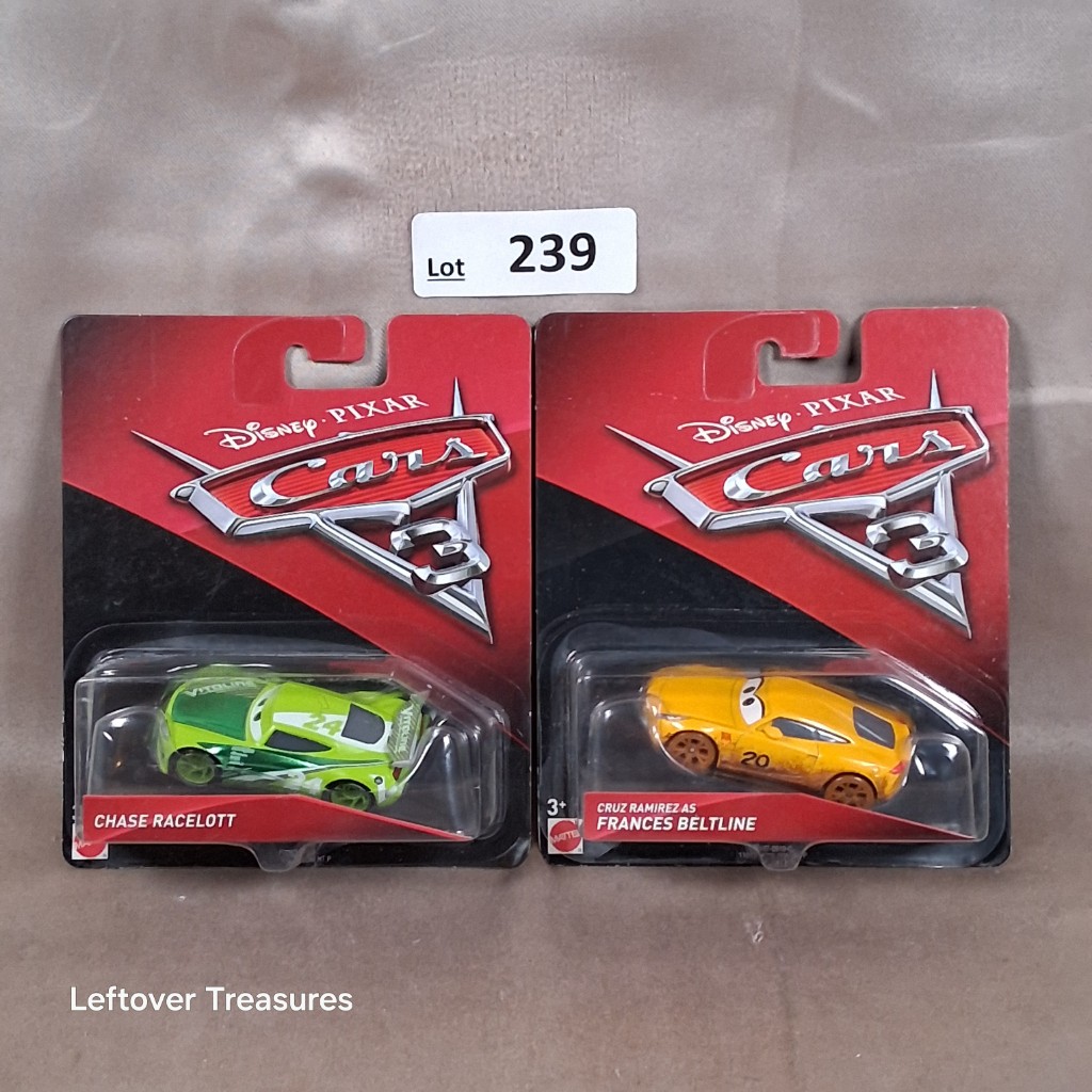 c239- Disney Pixar Cars 3 Chase Racelott & Cruz Ramirez Frances Beltline Mattel NIP