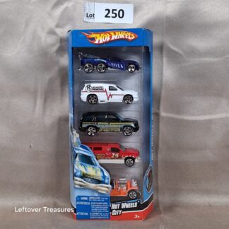 c250- Hot Wheels City 5-Pack Set Roadkill Removal Mayor SUV Delivery Truck NIB