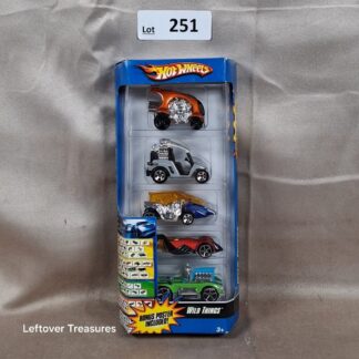 c251- Hot Wheels Wild Things 5-Pack Set includes Bonus Poster Fantasy Customs NIB