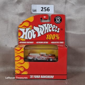 c256- 100% Hot Wheels 40th Anniversary '57 Ford Ranchero Red/White Flames Real Riders
