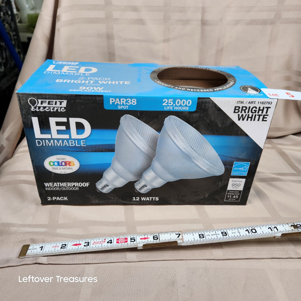 e5- LED Dimmable Indoor/Outdoof 2 Light Set